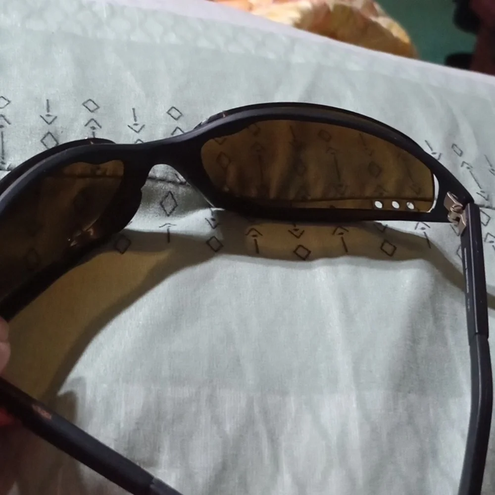 Foster Grant iron Man sunglasses men's